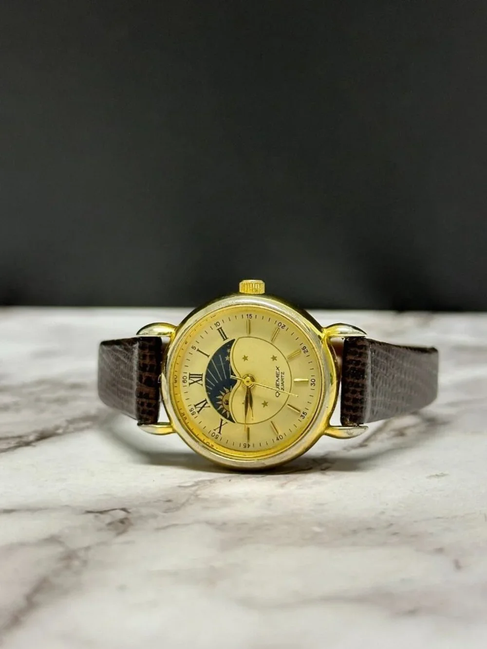 Quemex Moon Phase Womens Watch 19mm Gold Tone  Brown Band New Battery 8.5